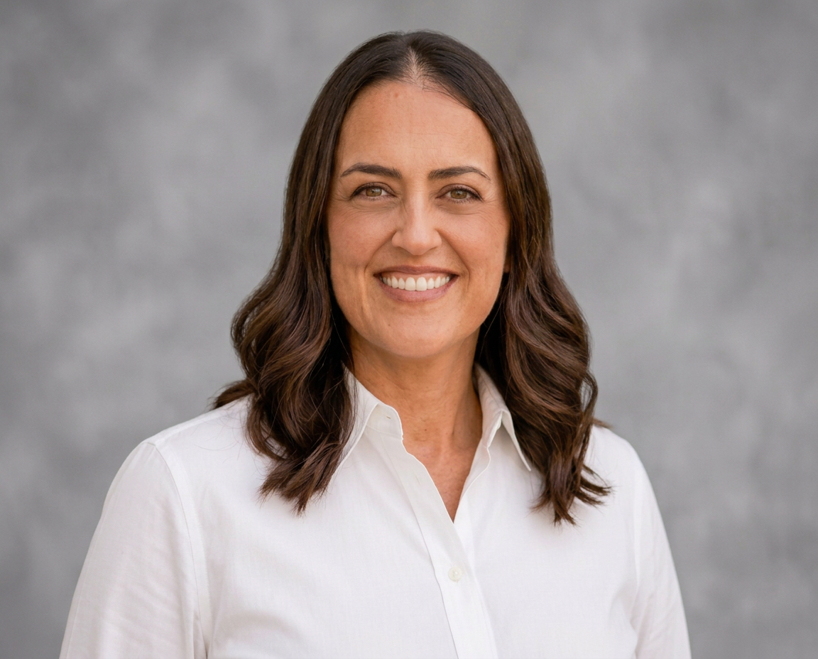 Headshot of Lindsay Hamilton, Regional Manager at Postal Solutions Postal Solutions Division